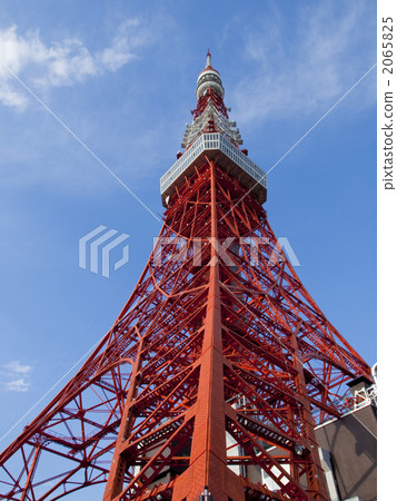 Tokyo Tower under the blue sky 2065825