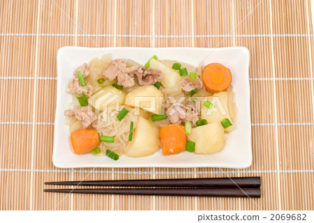 Potatoes with corn dish 2069682