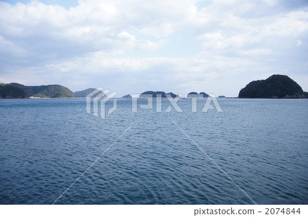 庫馬諾納達群島 2074844