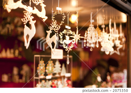 Christmas City Hanging Decoration 2075350