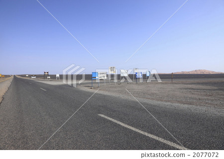 通往Chevi Dunes的道路 通往Chevi Dunes的道路 2077072