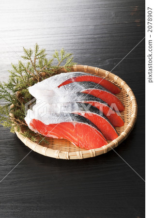 salmon  2078907