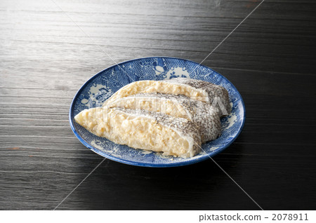 Pickled silver soy sauce 2078911