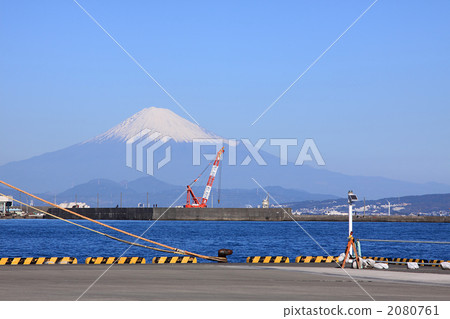 Yaizu Port and Fuji 2080761