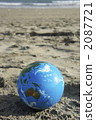 Sandy beach o 2087721