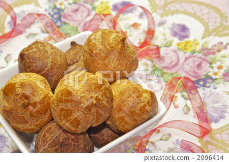 snack, petite cream puff, baked good 2096414
