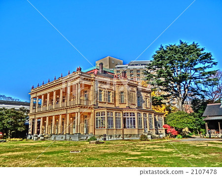 Former Iwasaki mansion garden 2107478