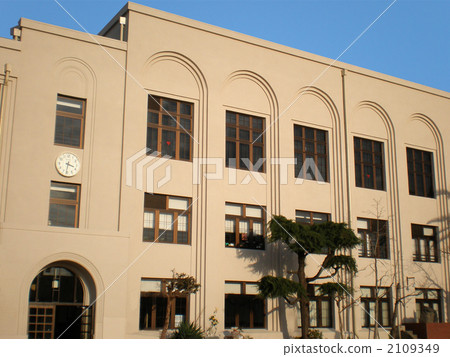 Elementary school building Elementary school building 2109349