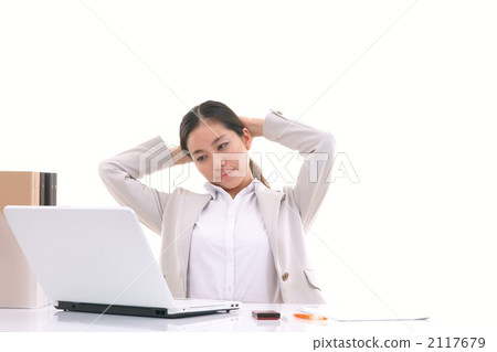 Troubled new employee (model: Yuko Iimoto) 2117679