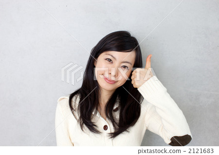一個抬起拇指的女人 一個抬起拇指的女人 2121683