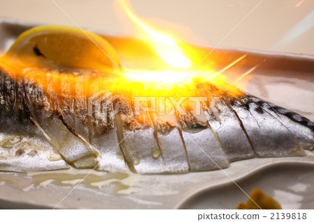 Broil broiled mackerel 2139818
