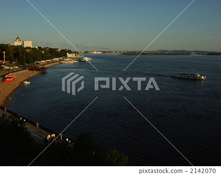 Khabarovsk at dusk and Amur River 2142070