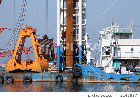Sea sediment ship Sea sediment ship 2143887