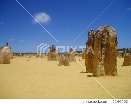 strangely shaped rocks, pinnacles, desert 2146402