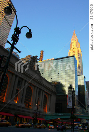 Chrysler Building 2147966