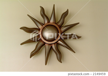 Hotel wall hanging 2149459