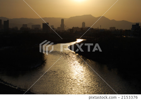 光輝的河流 2153376