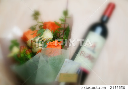 用鮮花和葡萄酒干杯！ ！ 2156650