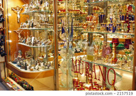 Venetian souvenir shop Venetian souvenir shop 2157519