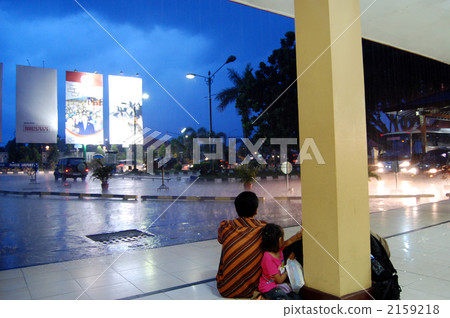 自暴風雨來臨以後（日惹機場） 2159218
