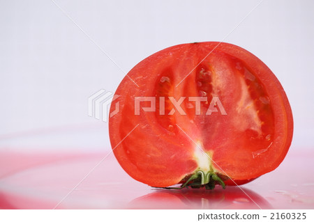 completely ripe, half, cut end 2160325