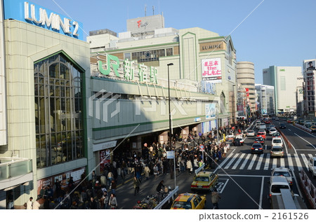 Shinjuku station south exit 2161526