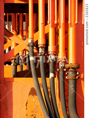 Hydraulic pipe and hydraulic tube 2162813