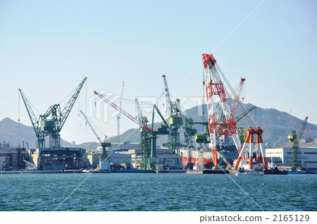 Dock and crane of shipyard 2165129