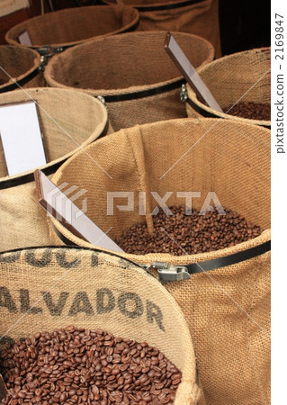 Coffee market 2169847