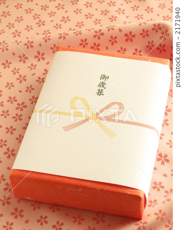 年終禮物放在風俗[禮品圖像]（垂直） 2171940