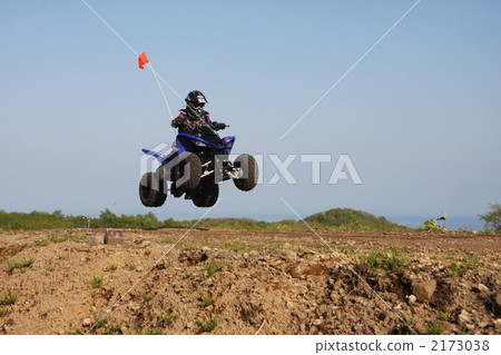 4-wheel buggy, tabletop, primary school child 2173038