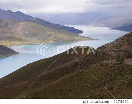 Tibet · Yamduk Lake Tibet · Yamduk Lake 2174361