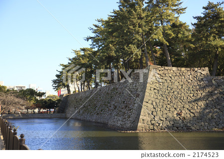 Tsu城堡廢墟Uchibori和石垣 2174523