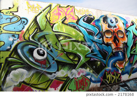 Graffiti breakwater graphic art 2178168