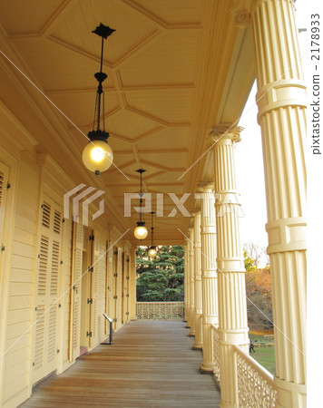 Terrace 1 2178933