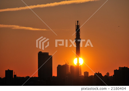 Sky tree and first sunrise Sky tree and first sunrise 2180404