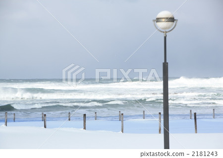 雪和日本海（山陰海岸地質公園） 2181243