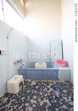 Bathroom 2182258