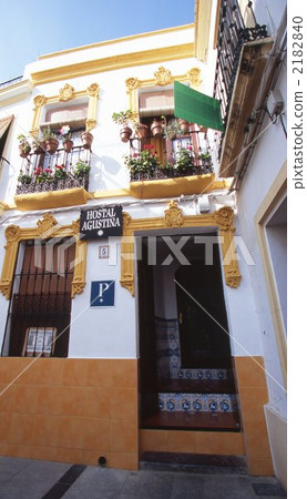 Small diameter of Cordoba flower 2182840