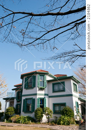 Bluff # 18 Building 2184862