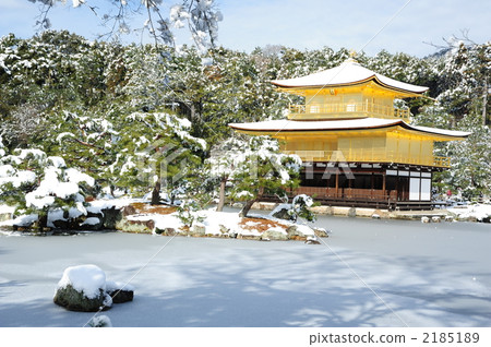 金閣寺的雪景 2185189
