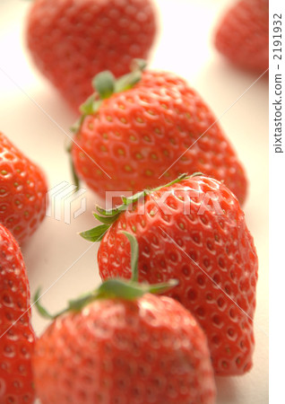 Strawberry  2191932