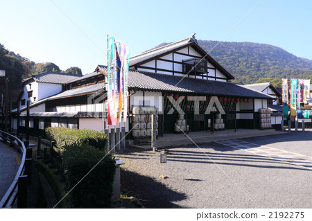 Kogaira Town Nakadatsu-gun Kagawa Prefecture, former Kanpira Daimo Kanamaruza, behind the Elephant Mountain 2192275