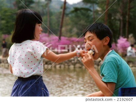 Brother and sister 005 2192607