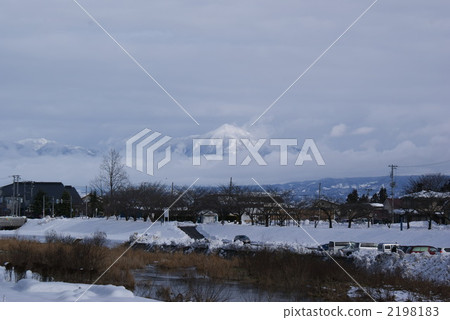 萬代山在新年的一天 2198183