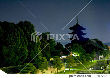 Night of Kyoto Toji Night of Kyoto Toji 2207263