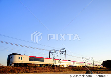 成田表達在日落時染色 2208015