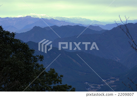 Shining Great Mountains 2209807