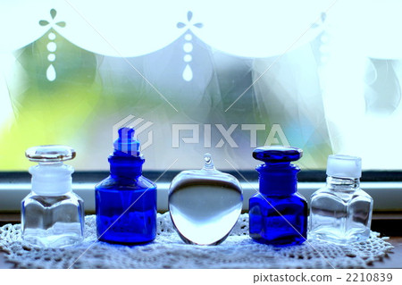 small bottle, domicile, dwelling 2210839