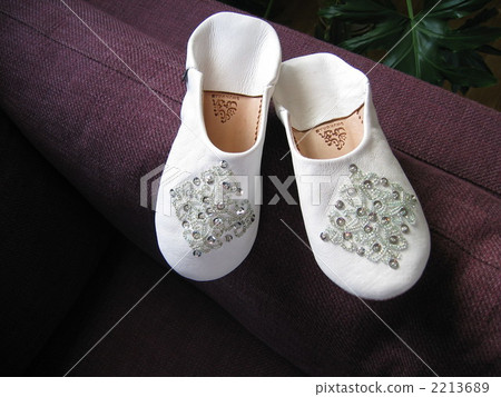 babouche, small articles 2213689